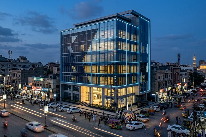 Commercial and Industrial Solar in Karachi: Factory and Warehouse Guide
